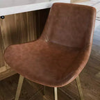 Tabouret de comptoir 26" avec assise en similicuir, pivotant à 180° et pieds robustes en métal