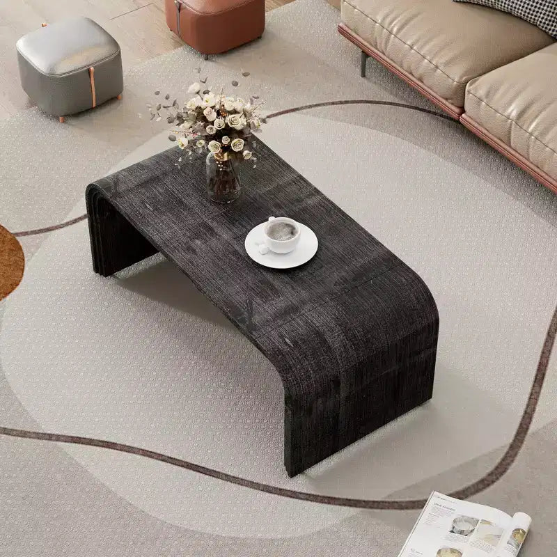 Table basse au design Art Déco incurvé pour salon ou salle à manger, noir antique